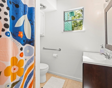 1223 N Center Street - Photo Thumbnail 9