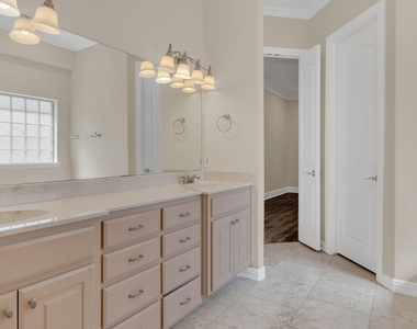 5921 Llano Avenue - Photo Thumbnail 23