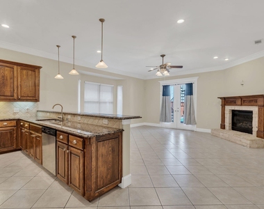 5921 Llano Avenue - Photo Thumbnail 8