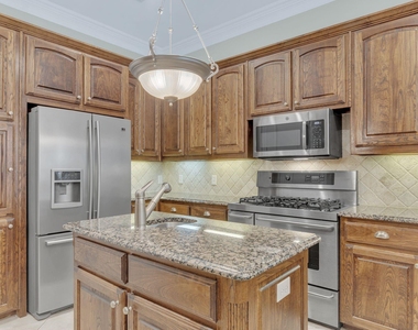 5921 Llano Avenue - Photo Thumbnail 14