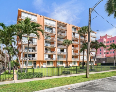15 S Golfview Road - Photo Thumbnail 4