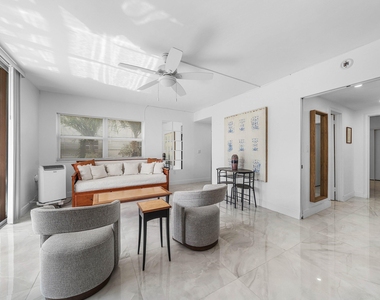 15 S Golfview Road - Photo Thumbnail 10