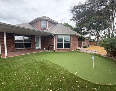 2 Country Club Place - Photo Thumbnail 24