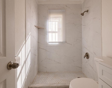 2516 Ave L - Photo Thumbnail 15
