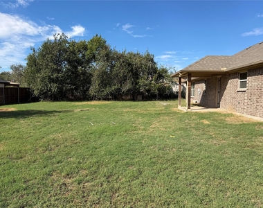 1701 Tanglewood Drive - Photo Thumbnail 1
