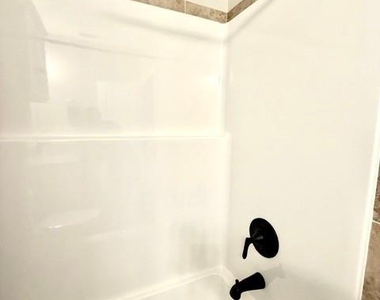 7808 Freedom Crest Avenue - Photo Thumbnail 19