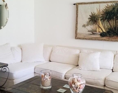 110 Shore Court - Photo Thumbnail 4