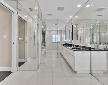 1021 Cherry Lane - Photo Thumbnail 67