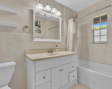 1021 Cherry Lane - Photo Thumbnail 23