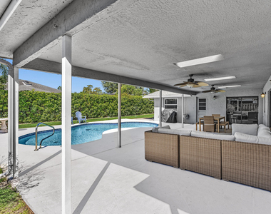 1021 Cherry Lane - Photo Thumbnail 17
