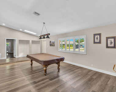 1021 Cherry Lane - Photo Thumbnail 46