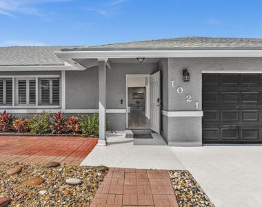 1021 Cherry Lane - Photo Thumbnail 36