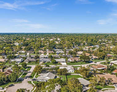 1021 Cherry Lane - Photo Thumbnail 2
