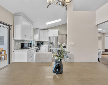 1021 Cherry Lane - Photo Thumbnail 56