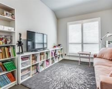 2017 Long Park Avenue - Photo Thumbnail 17