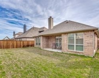 2017 Long Park Avenue - Photo Thumbnail 31
