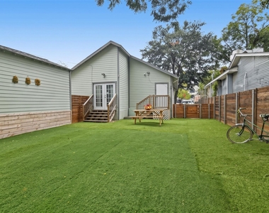 223 W 8th Street - Photo Thumbnail 26