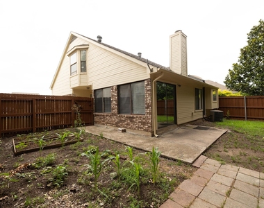 2083 Sundance Court - Photo Thumbnail 13
