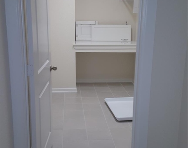 12199 Antler Drive - Photo Thumbnail 25