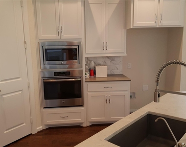 12199 Antler Drive - Photo Thumbnail 37
