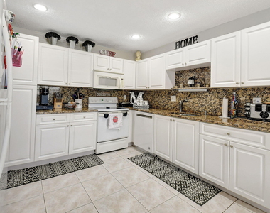 1930 Nw 18th Street - Photo Thumbnail 31