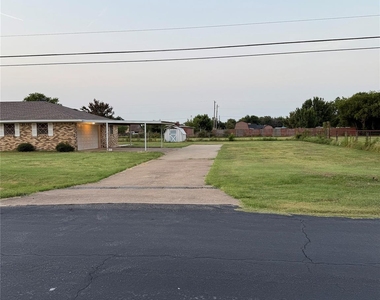 1729 Vicky Lane - Photo Thumbnail 5