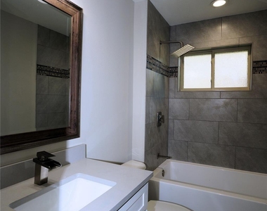 2435 Hillsboro Avenue - Photo Thumbnail 15