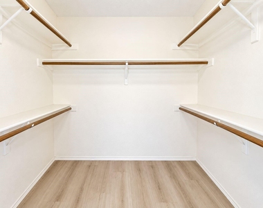2096 Colt Court - Photo Thumbnail 7