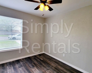 2602 Bliss - Photo Thumbnail 12