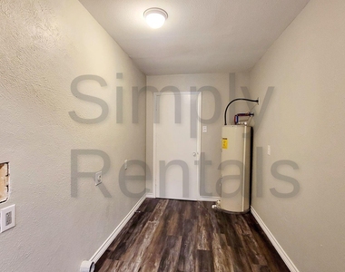 2602 Bliss - Photo Thumbnail 1
