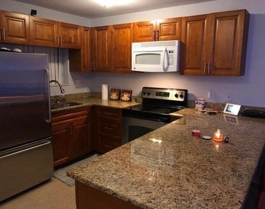 6094 Forest Hill Boulevard - Photo Thumbnail 3