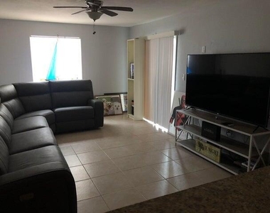 6094 Forest Hill Boulevard - Photo Thumbnail 2