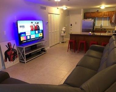 6094 Forest Hill Boulevard - Photo Thumbnail 1