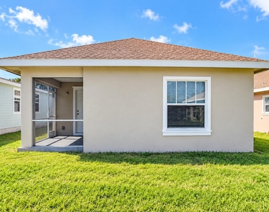 1043 22nd Street - Photo Thumbnail 7