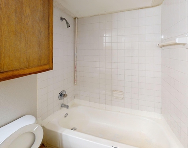 6108 Abrams Road - Photo Thumbnail 19
