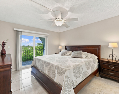 3909 N Ocean Boulevard - Photo Thumbnail 9