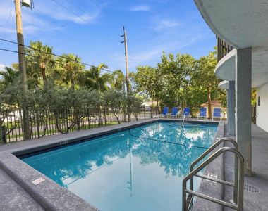 3909 N Ocean Boulevard - Photo Thumbnail 12