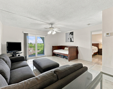 3909 N Ocean Boulevard - Photo Thumbnail 4