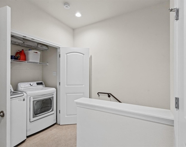 4230 Travis Street - Photo Thumbnail 33