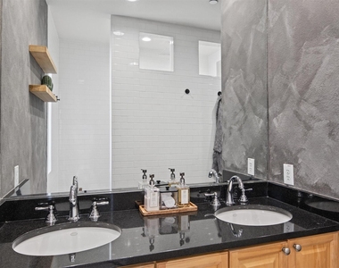 4230 Travis Street - Photo Thumbnail 26