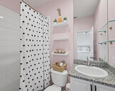 4230 Travis Street - Photo Thumbnail 32