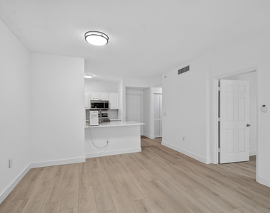 630 S Sapodilla Avenue - Photo Thumbnail 24