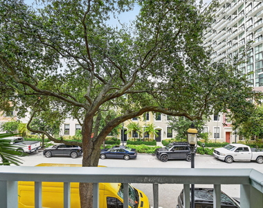 630 S Sapodilla Avenue - Photo Thumbnail 31