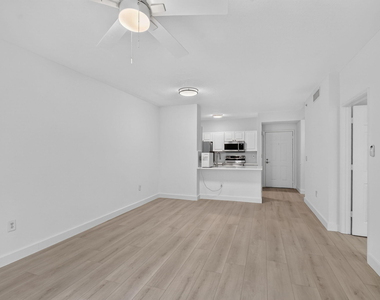 630 S Sapodilla Avenue - Photo Thumbnail 27