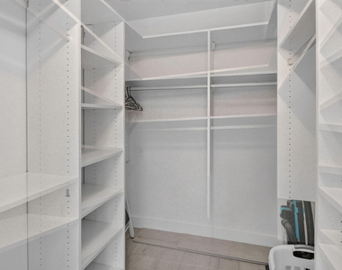 630 S Sapodilla Avenue - Photo Thumbnail 39