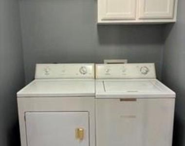 1309 Bradbury Drive - Photo Thumbnail 28