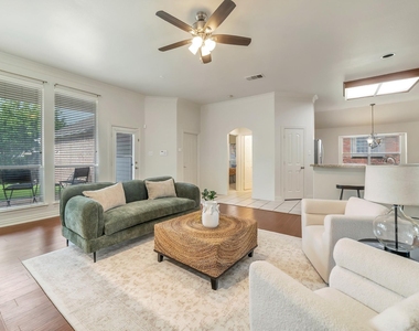 3308 Sedona Lane - Photo Thumbnail 11
