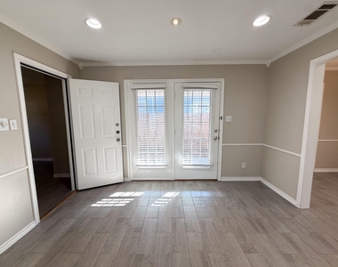 121 N 24th Street - Photo Thumbnail 5