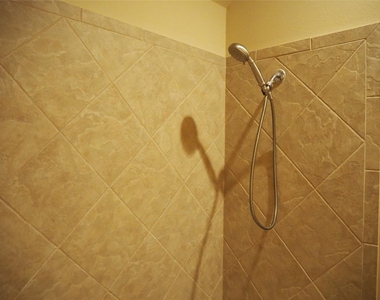 28607 Green Hedge Drive - Photo Thumbnail 29