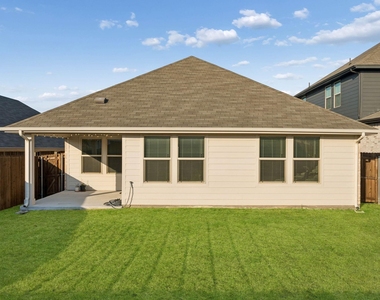 2255 Cliff Springs Drive - Photo Thumbnail 30